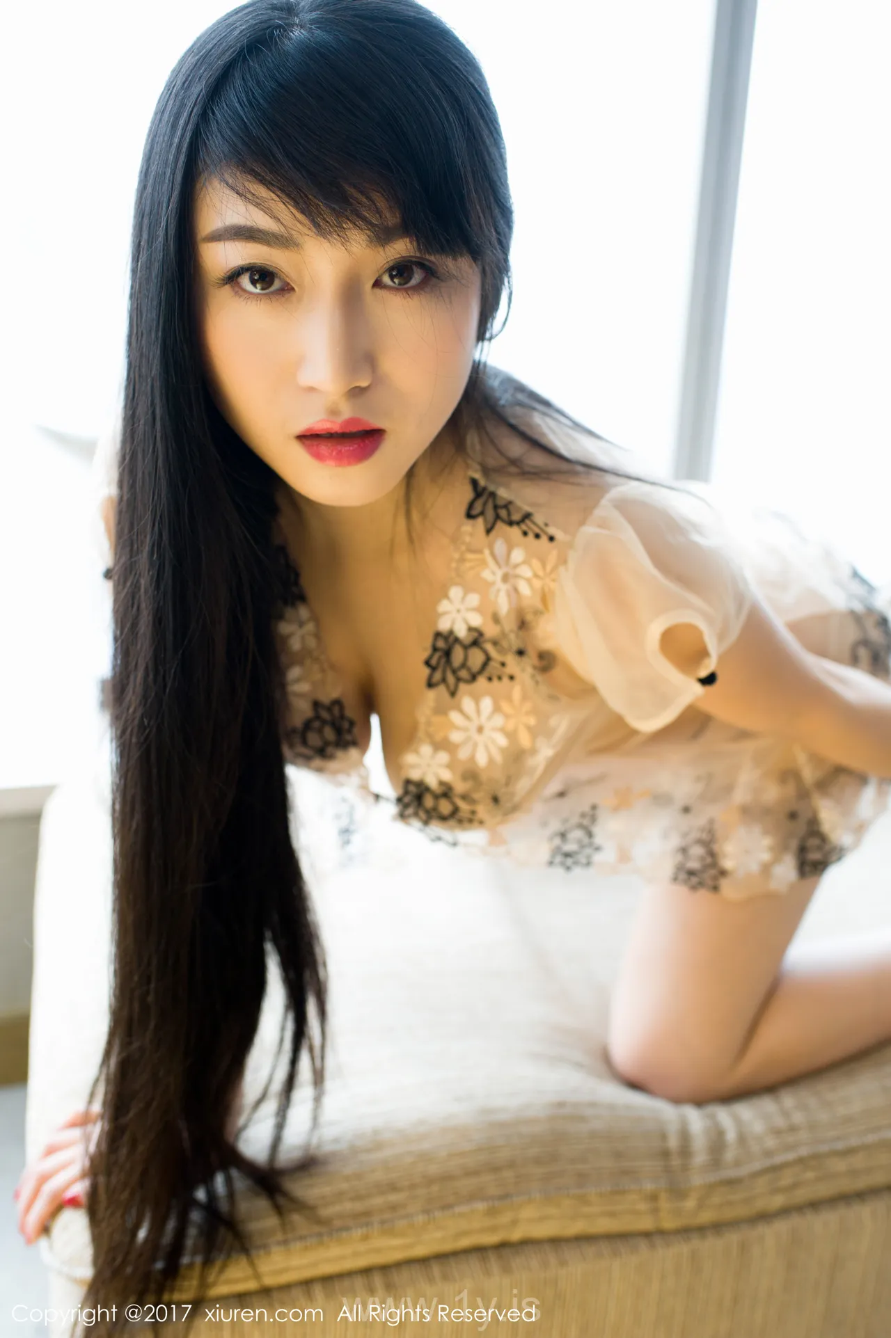 XIUREN(秀人网) NO.774 Pretty & Good-looking Chinese Angel 杨玉奴
